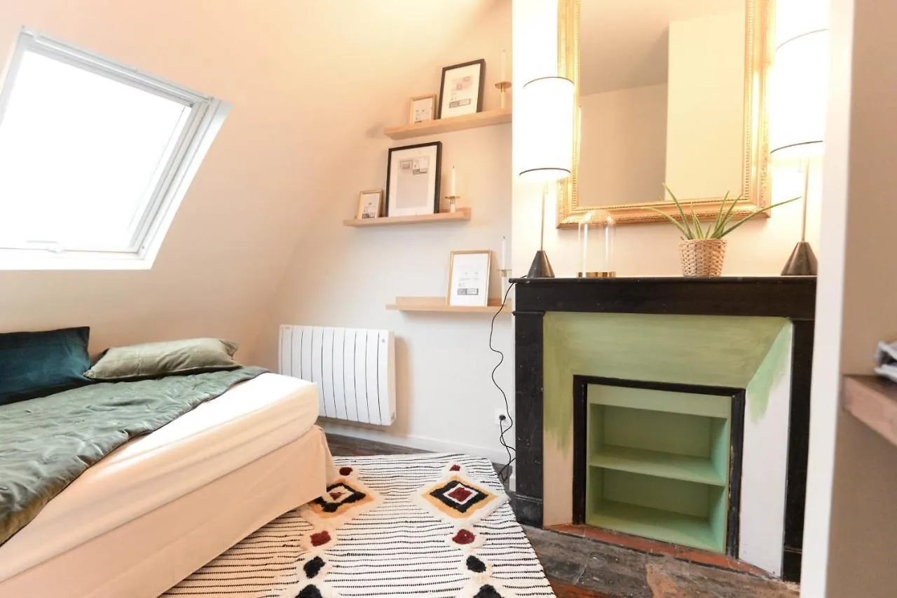 Apartment Amazing Studio Near Pigalle Paris France